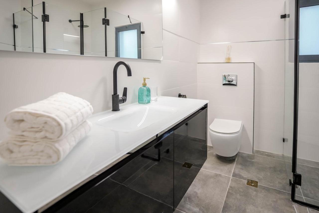 וילה רוני בריכה מחוממת Villa Roni Heated Pool Eilat Extérieur photo