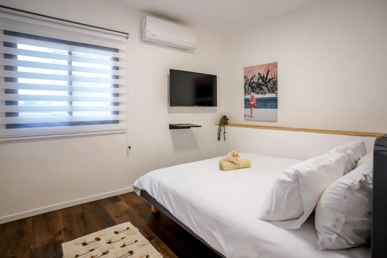וילה רוני בריכה מחוממת Villa Roni Heated Pool Eilat Extérieur photo
